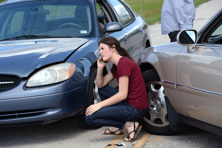 Get a Sigh of Relief By Having the Best Car Crash Attorney At Your Convenience!