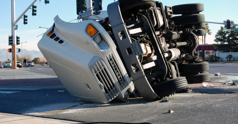 Benefits of Having a Truck Accident Attorney Handle Your Case