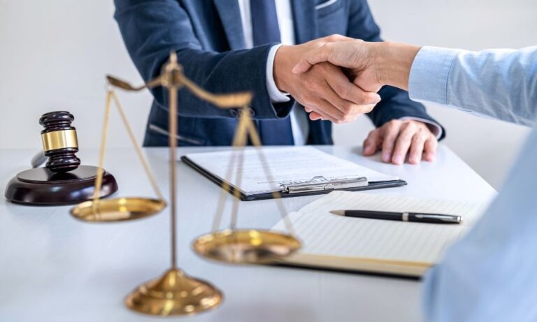 US Citizenship Lawyer: Expert Guidance for Immigration Success Eligibility Requirements